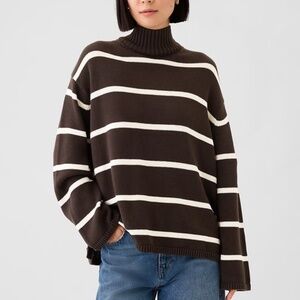 GAP 100% Cotton Oversized Split-Hem Mockneck Sweater - L